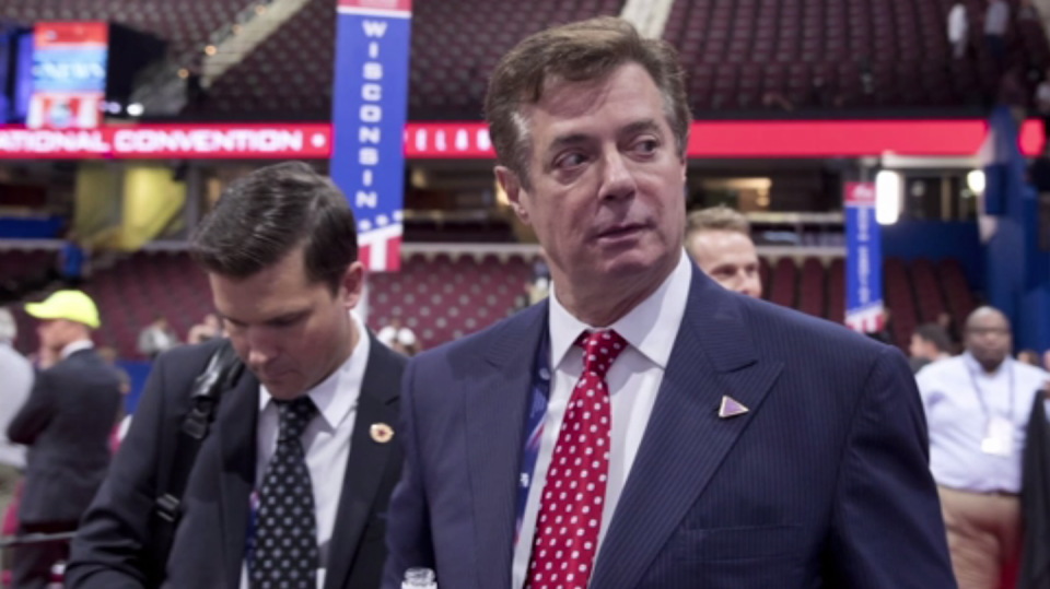 Paul Manafort čelí mimo jiné obvinění z konspirace proti USA